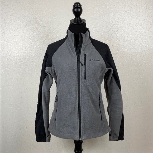 Columbia Jackets & Blazers - ❤️ COLUMBIA INTERCHANGE FLEECE AND NYLON JACKET